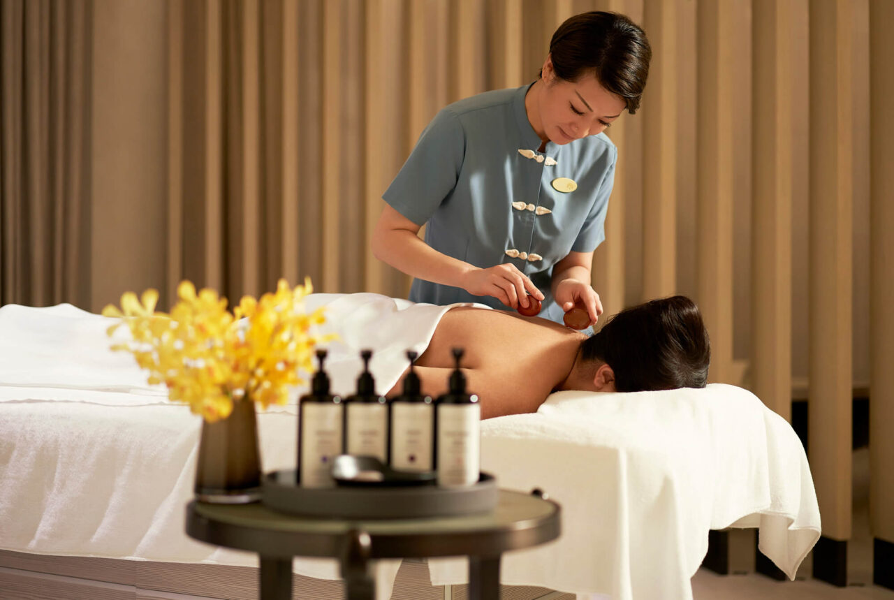 raffles hotel spa massage